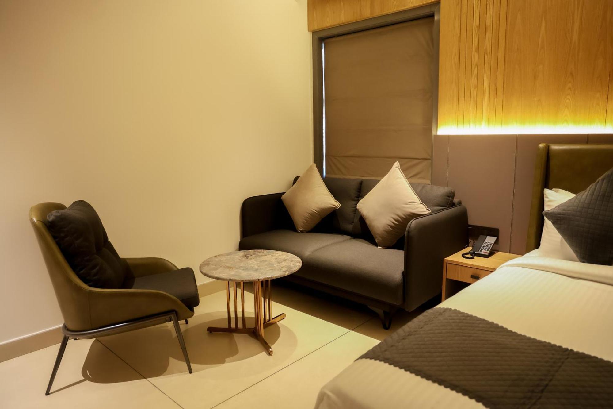 Raga - A Boutique Hotel Belgaum Exterior foto